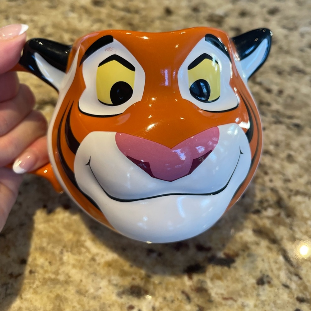 Disney Aladdin “Raja” mug